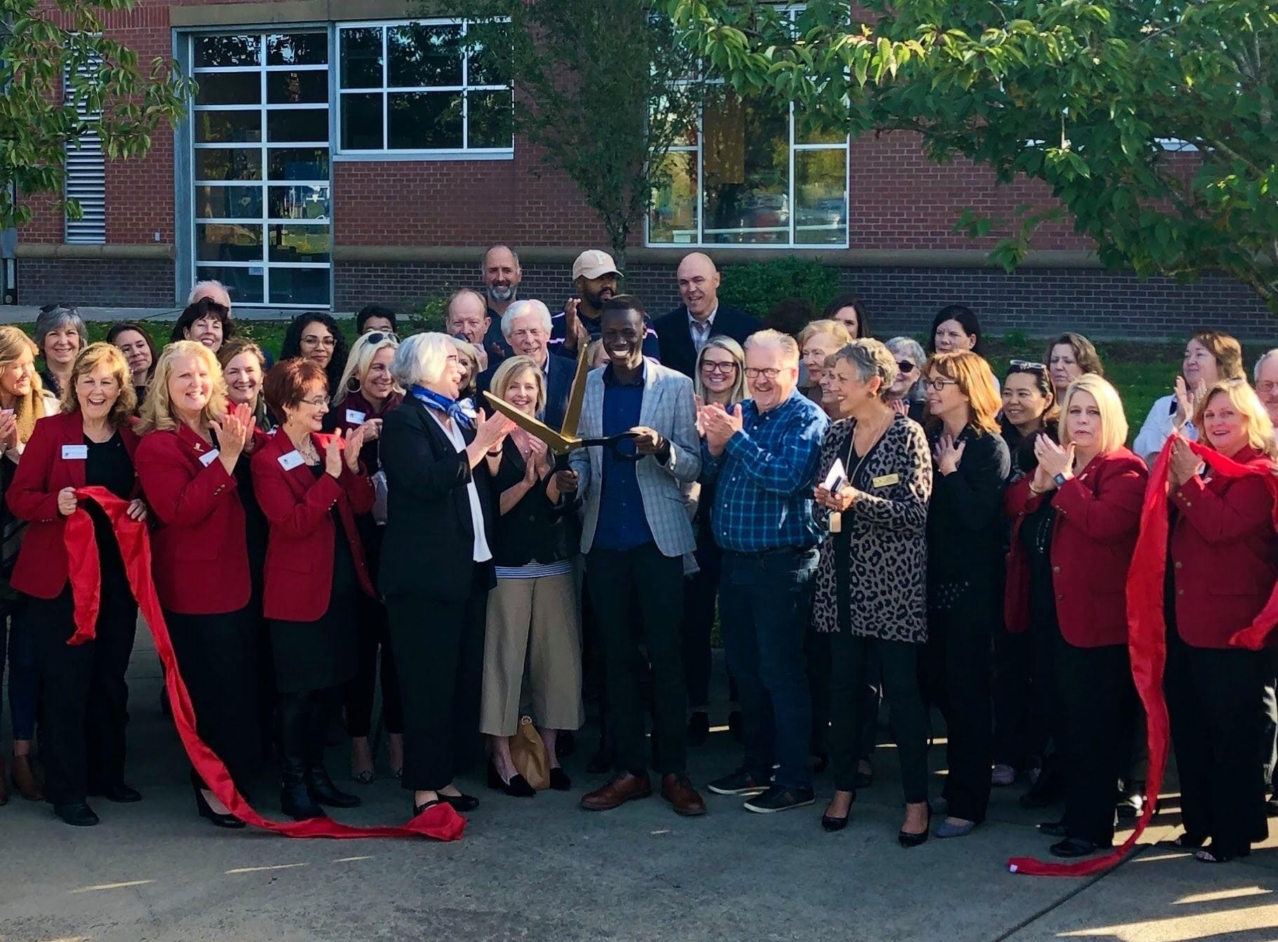 ribbon-cutting-4